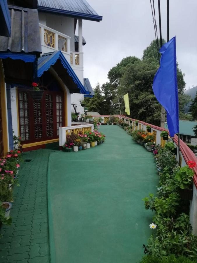 悉尼休息酒店 努沃勒埃利耶 外观 照片